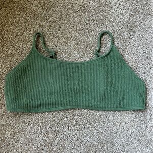 NWOT Green Bikini Top
